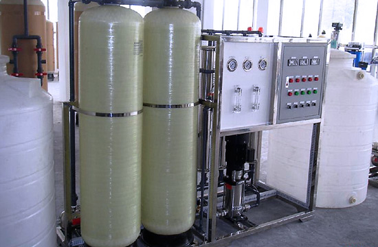 純淨水、礦泉（quán）水、管道直（zhí）飲水、淨化水